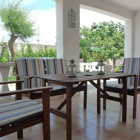 Tenuta Pulieri Feriehus *